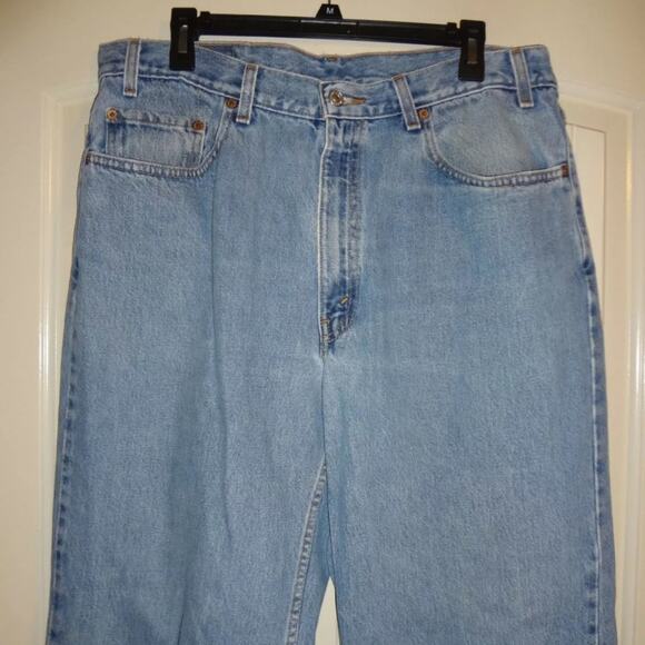 Vintage Levi's red tab 550 men's jeans relaxed fit Size 38x34 - Picture 5 of 7